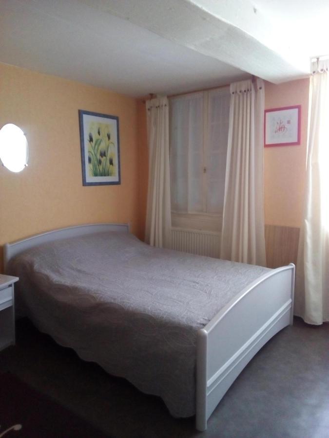 פונט-אודמר Chambre Dans Le Centre Historique מראה חיצוני תמונה